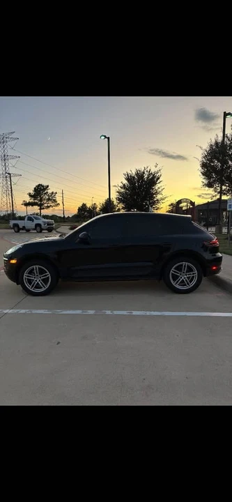 2018 Porsche Macan Turbo - Image 10 of 10