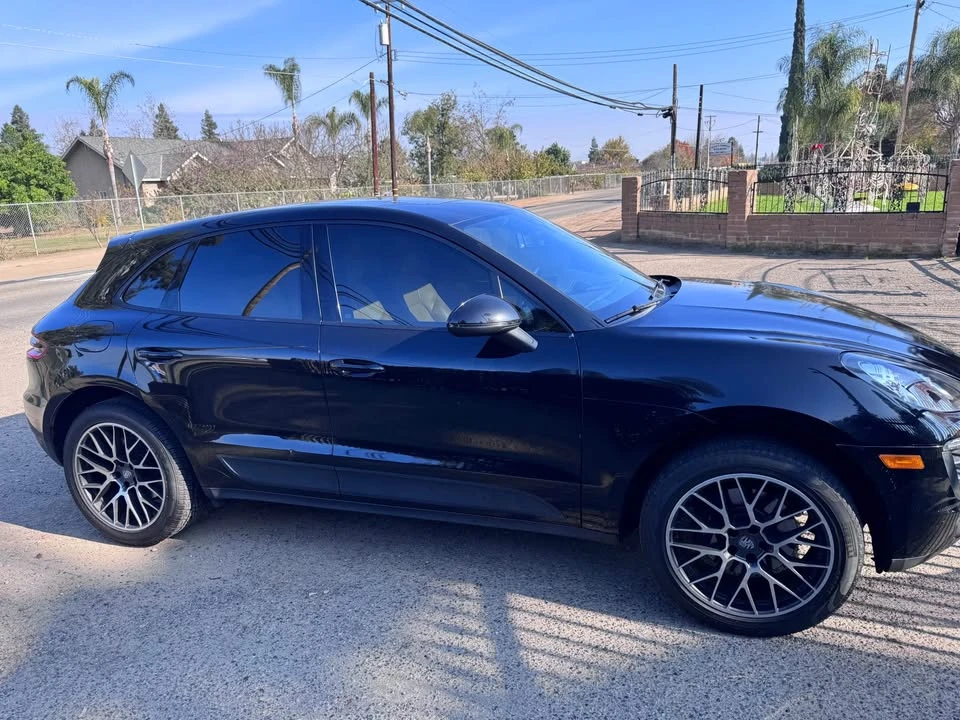 2018 Porsche Macan Turbo - Image 3 of 9