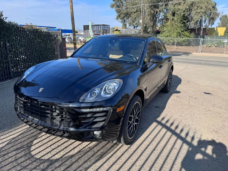 2018 Porsche Macan Turbo - Image 2 of 9