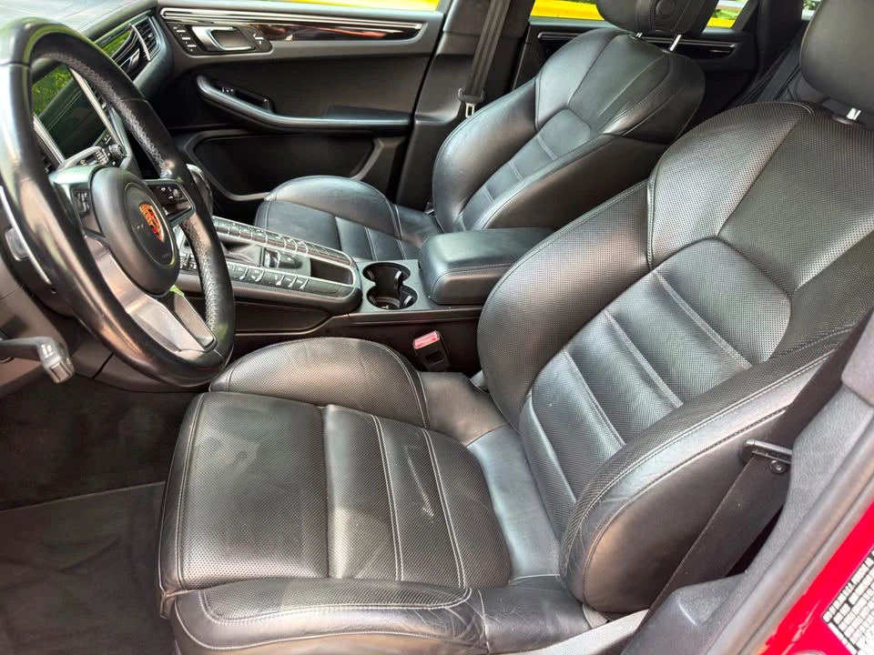 2018 Porsche Macan Turbo - Image 19 of 20