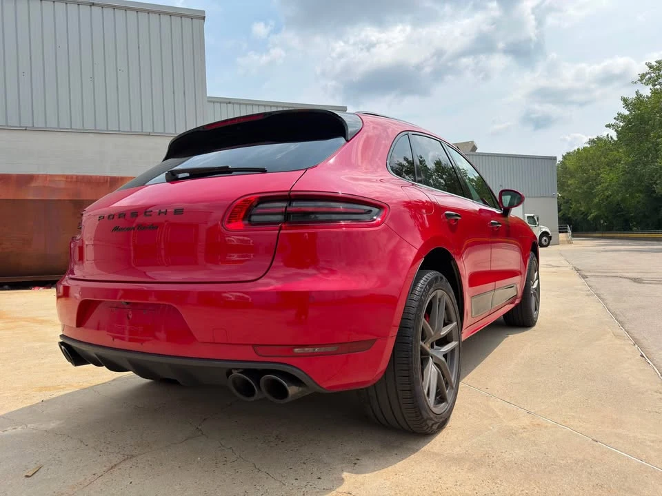 2018 Porsche Macan Turbo - Image 11 of 20