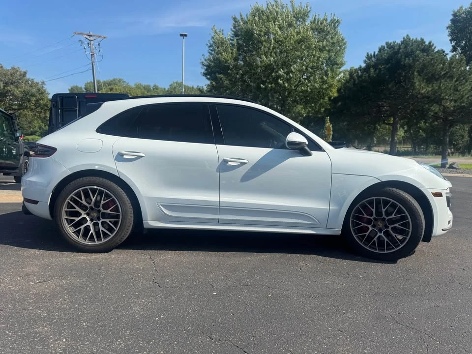 2018 Porsche Macan Turbo - Image 4 of 15