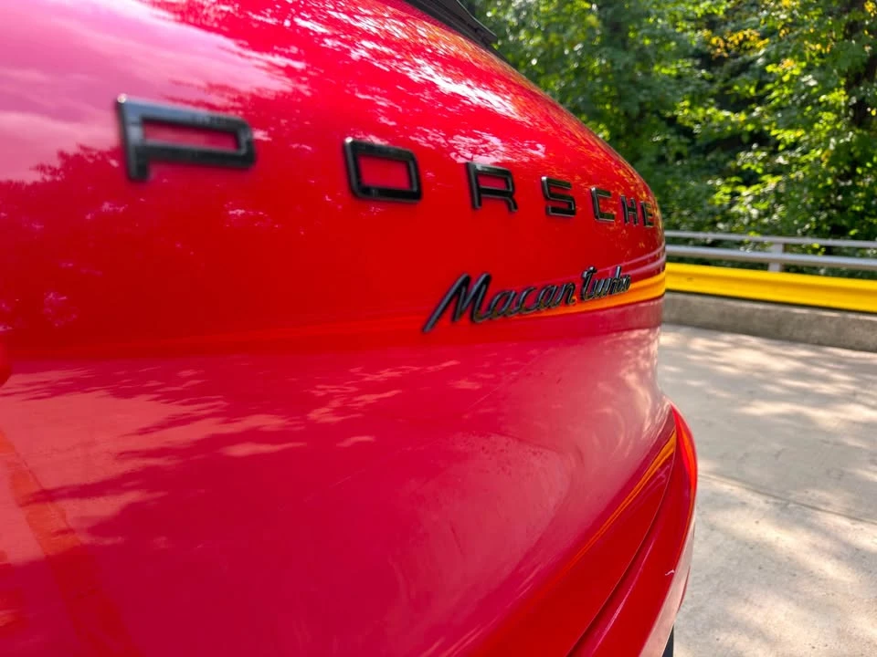 2018 Porsche Macan Turbo - Image 6 of 20
