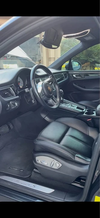 2018 Porsche Macan Turbo - Image 4 of 10