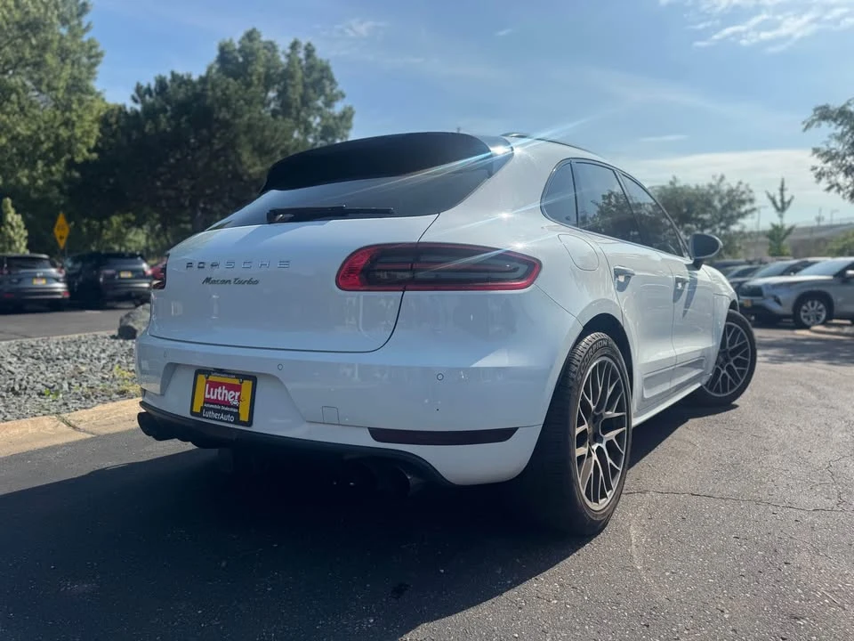 2018 Porsche Macan Turbo - Image 5 of 15