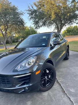 2018 Porsche Macan Turbo