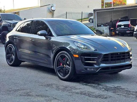 2018 Porsche Macan Turbo