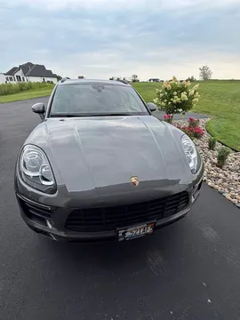 2018 Porsche Macan Turbo