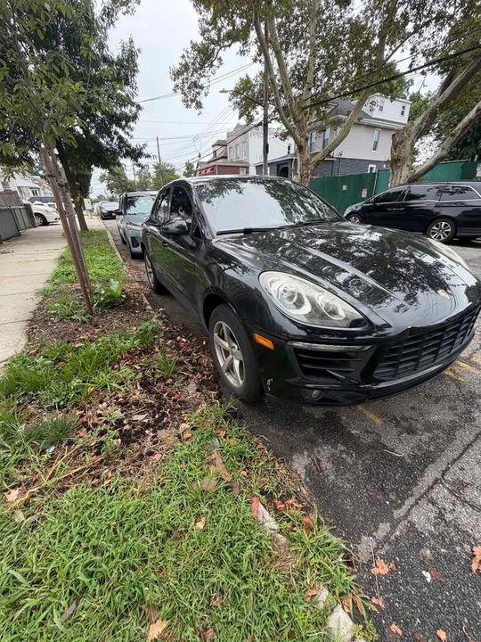 2018 Porsche Macan Turbo - Image 2 of 8
