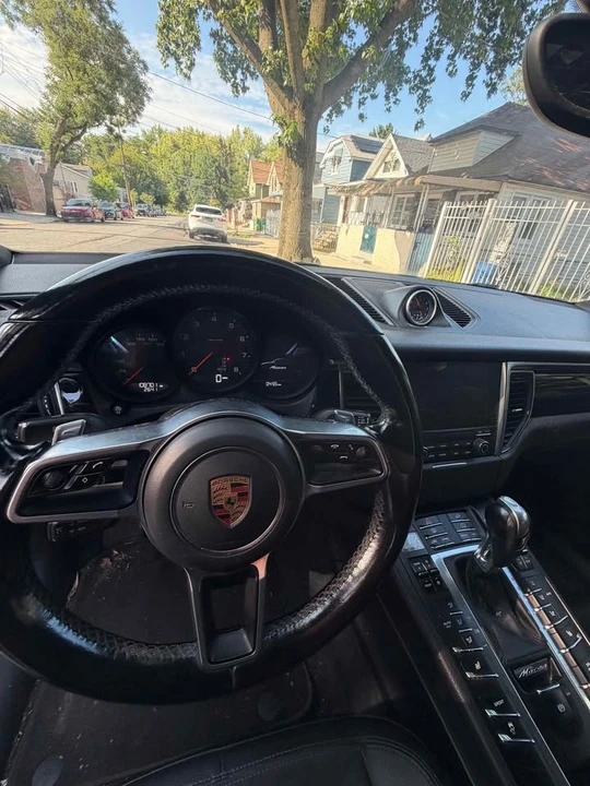 2018 Porsche Macan Turbo - Image 4 of 8