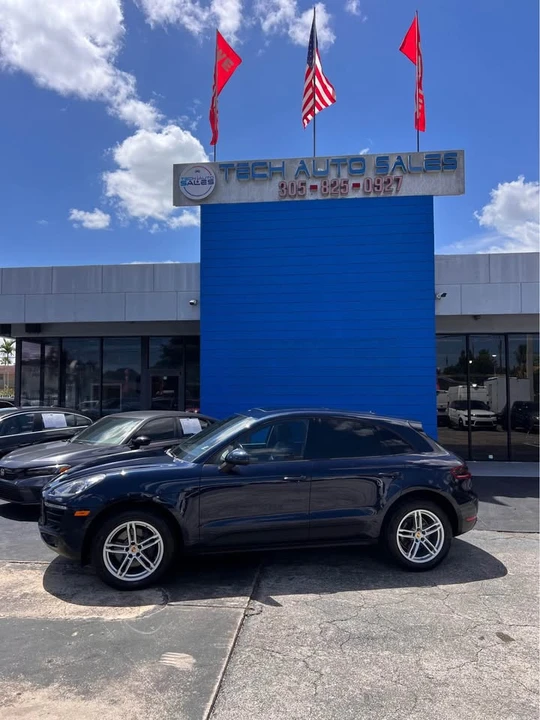 2018 Porsche Macan Turbo - Image 8 of 19