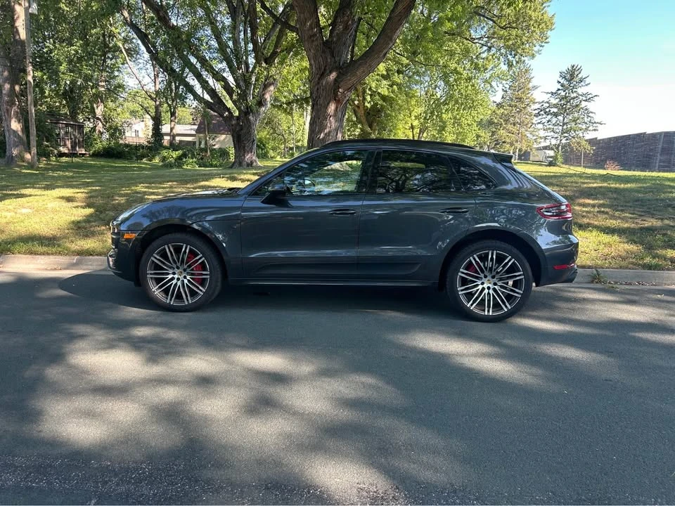 2018 Porsche Macan Turbo - Image 2 of 14