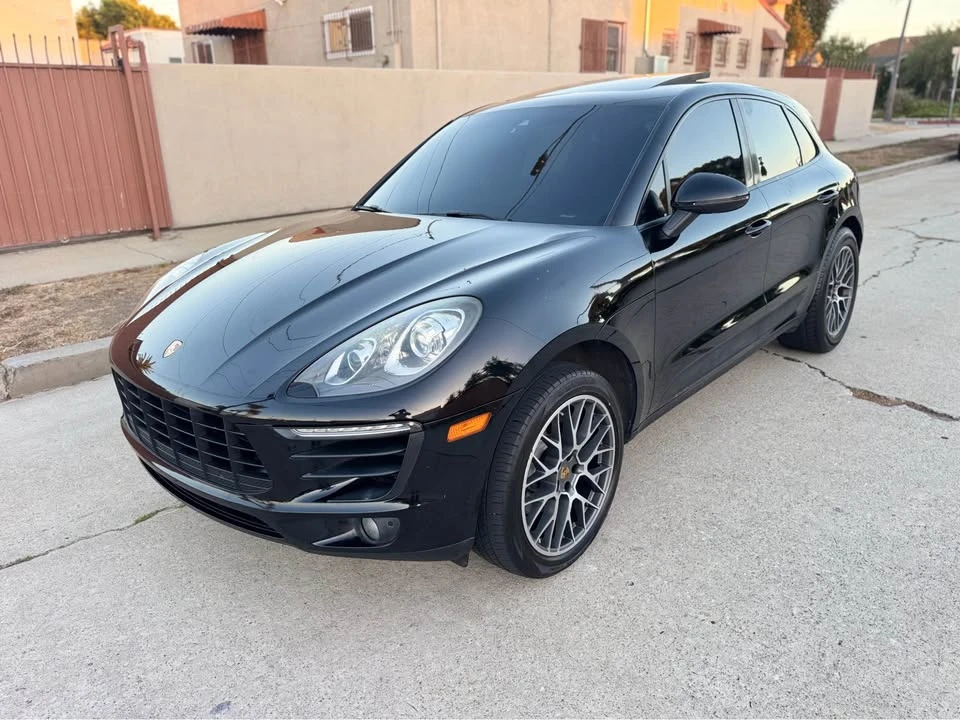 2018 Porsche Macan Turbo - Image 2 of 20