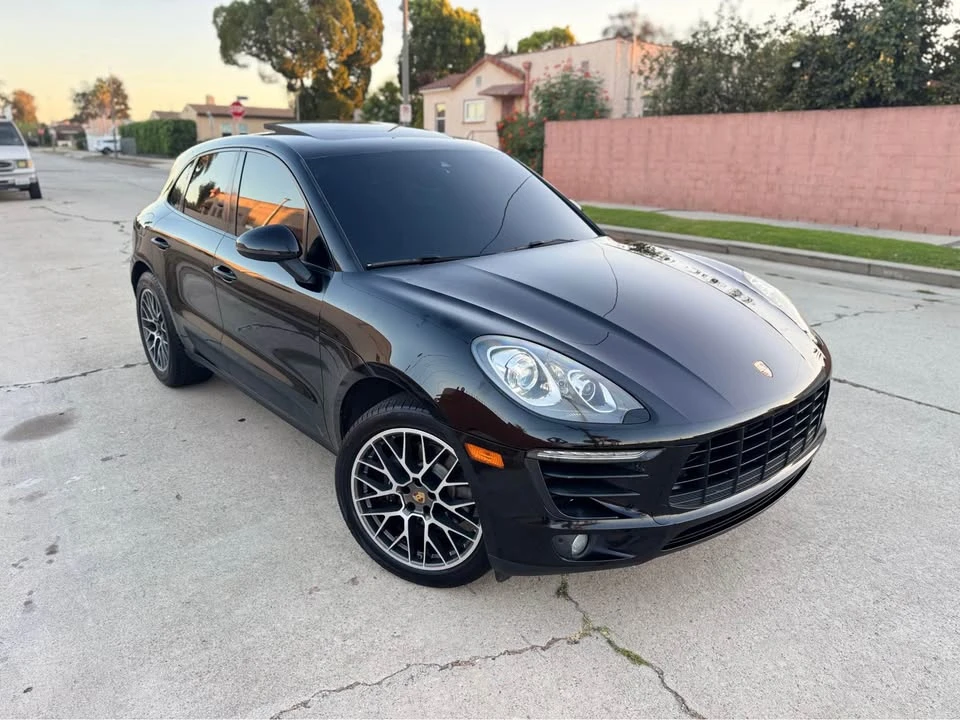 2018 Porsche Macan Turbo - Image 2 of 18