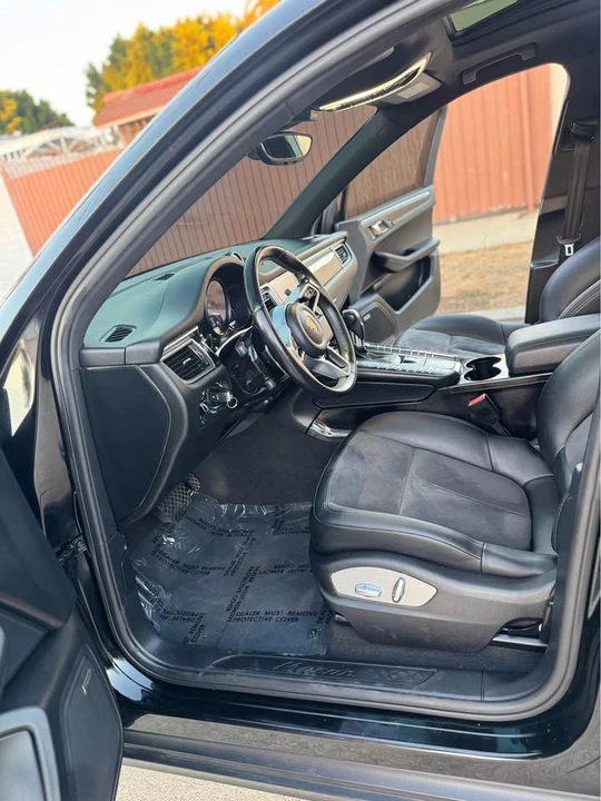 2018 Porsche Macan Turbo - Image 6 of 18