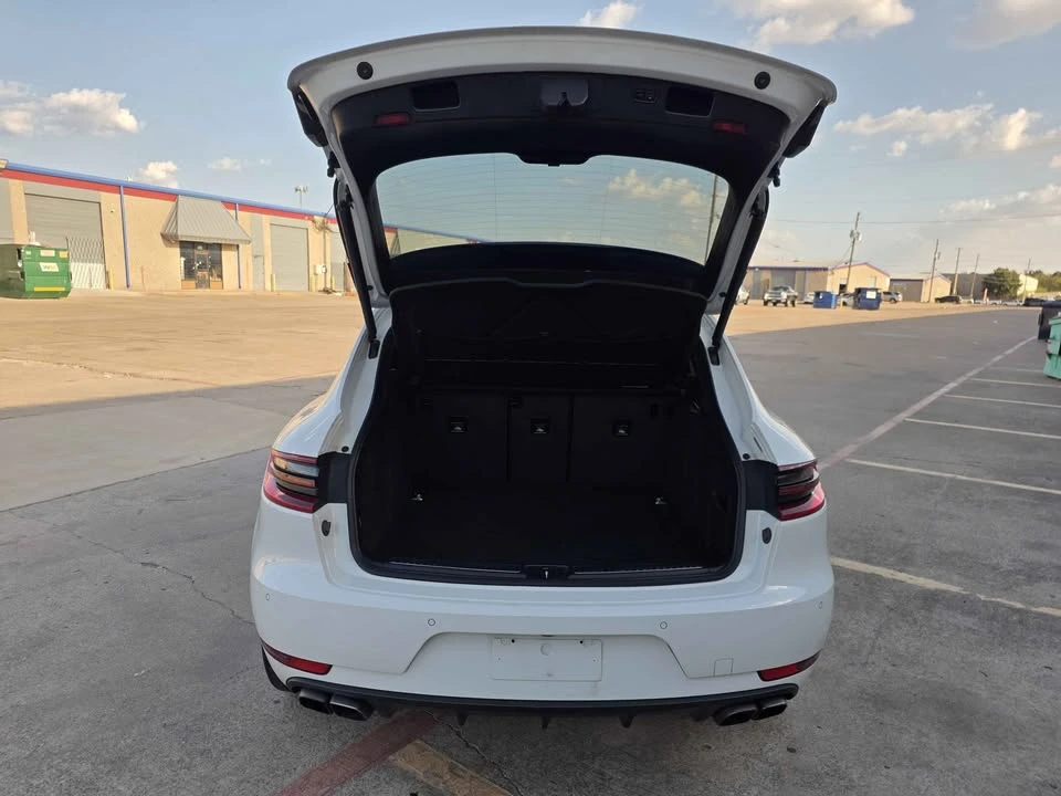 2018 Porsche Macan Turbo - Image 6 of 17