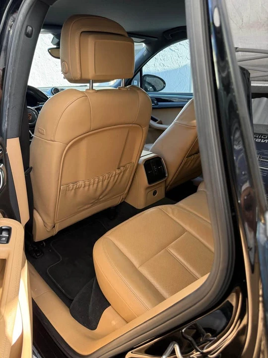 2018 Porsche Macan Turbo - Image 6 of 7