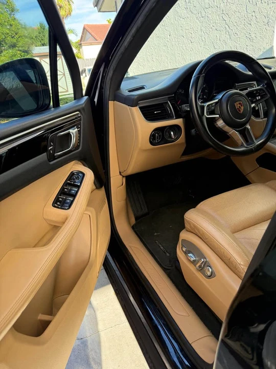 2018 Porsche Macan Turbo - Image 5 of 7