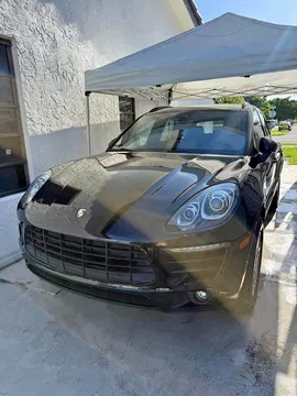 2018 Porsche Macan Turbo