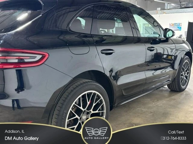 2018 Porsche Macan Turbo - Image 19 of 31