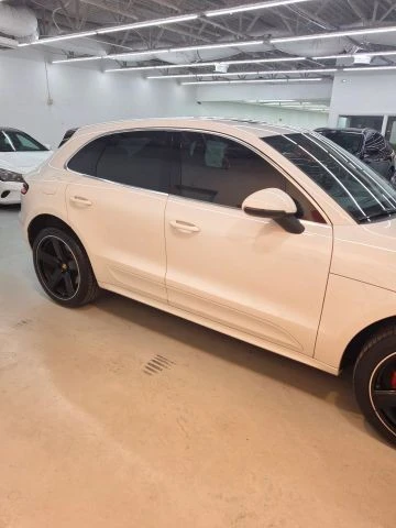 2018 Porsche Macan Turbo - Image 7 of 31