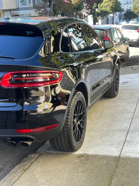 2018 Porsche Macan Turbo - Image 4 of 25
