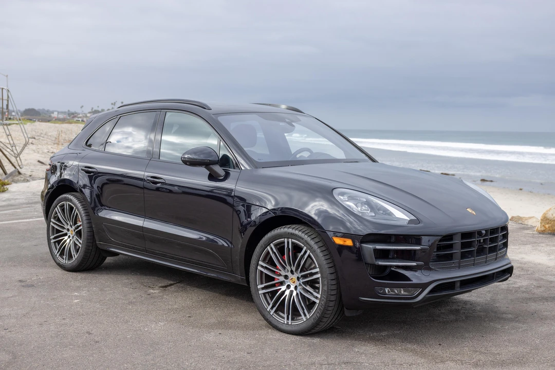 2018 Porsche Macan Turbo - Image 8 of 31