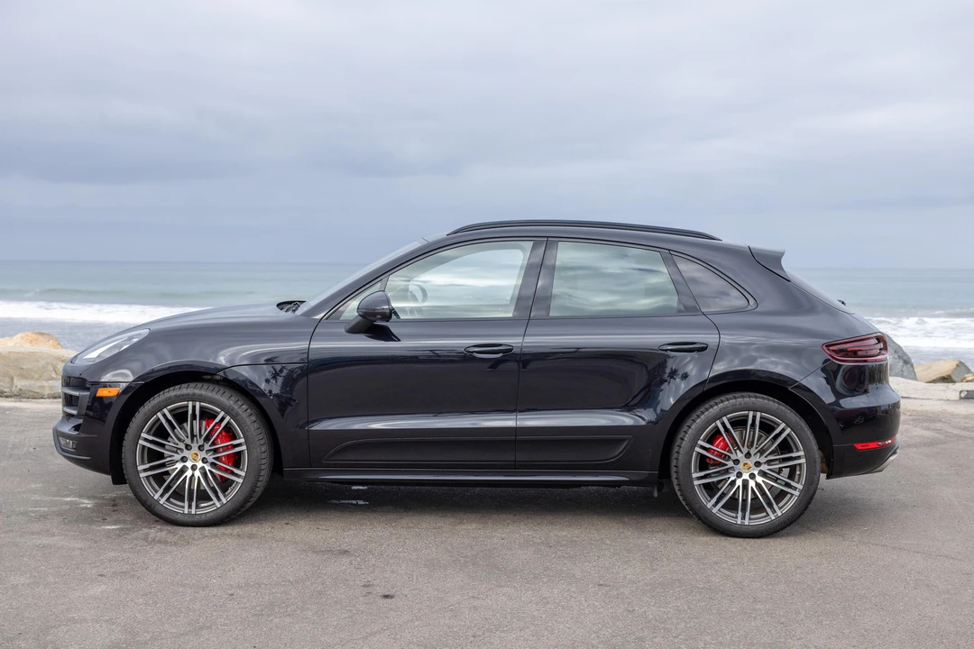 2018 Porsche Macan Turbo - Image 6 of 31