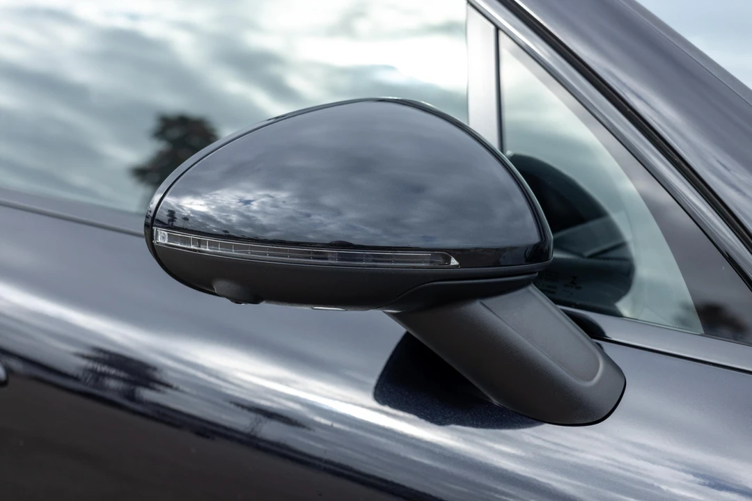 2018 Porsche Macan Turbo - Image 17 of 31
