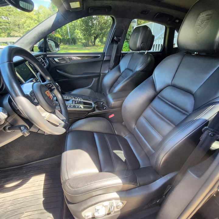 2018 Porsche Macan Turbo - Image 21 of 31