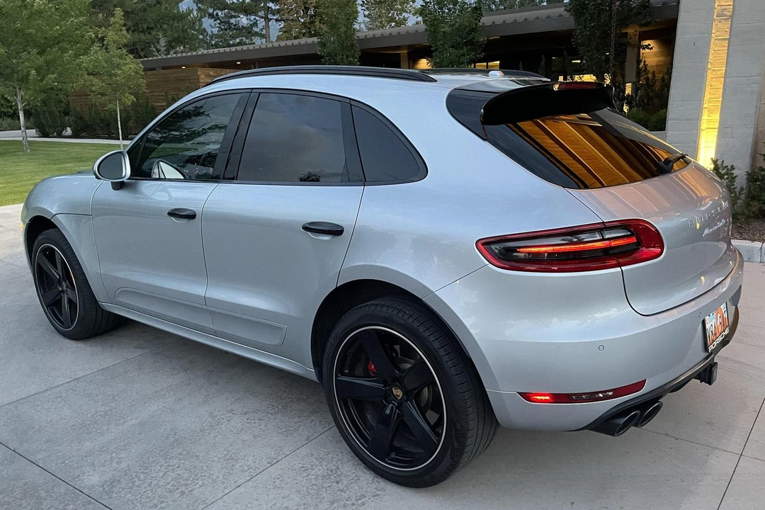 2018 Porsche Macan Turbo - Image 4 of 31