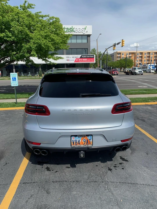 2018 Porsche Macan Turbo - Image 26 of 31