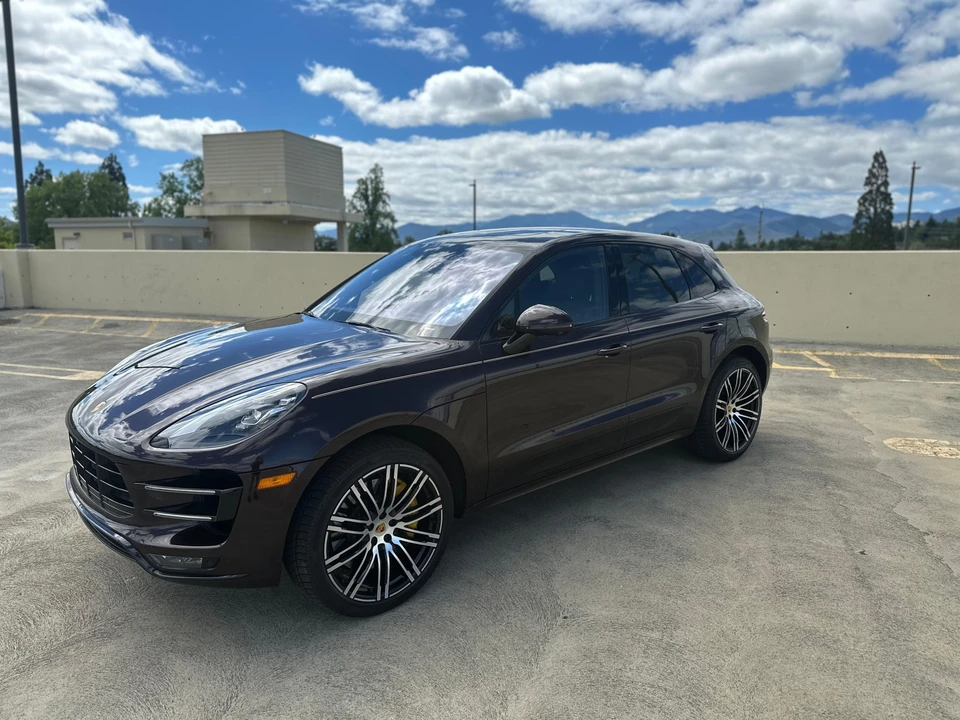 2018 Porsche Macan Turbo - Image 11 of 31