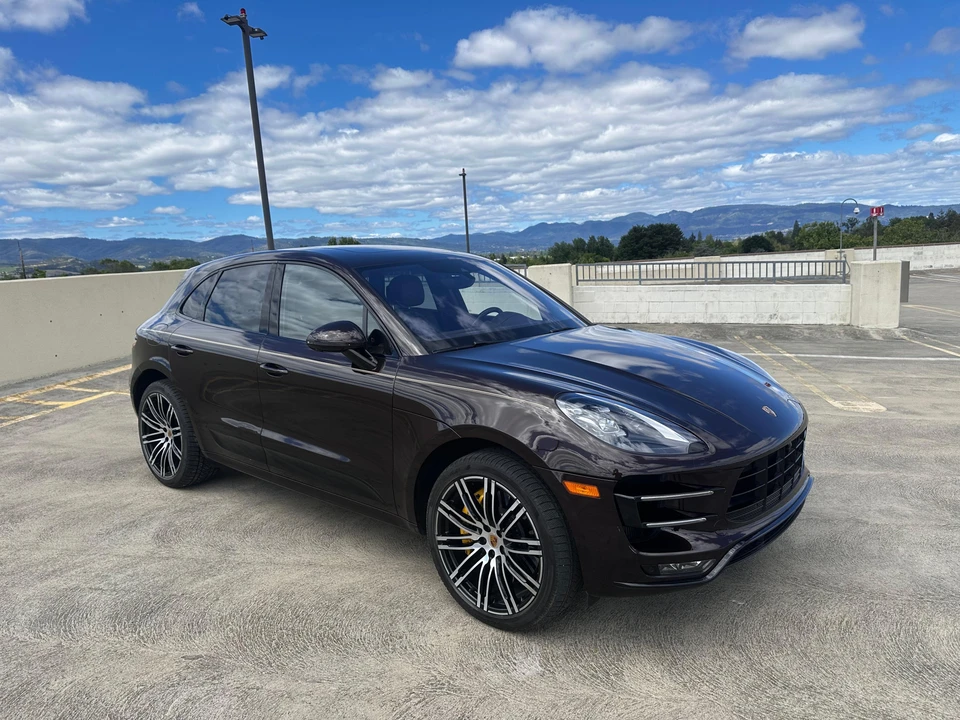 2018 Porsche Macan Turbo - Image 23 of 31