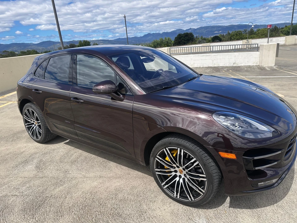 2018 Porsche Macan Turbo - Image 22 of 31