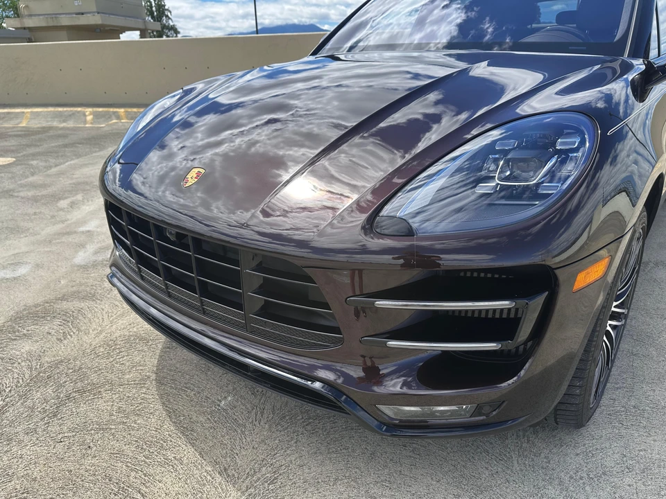 2018 Porsche Macan Turbo - Image 28 of 31