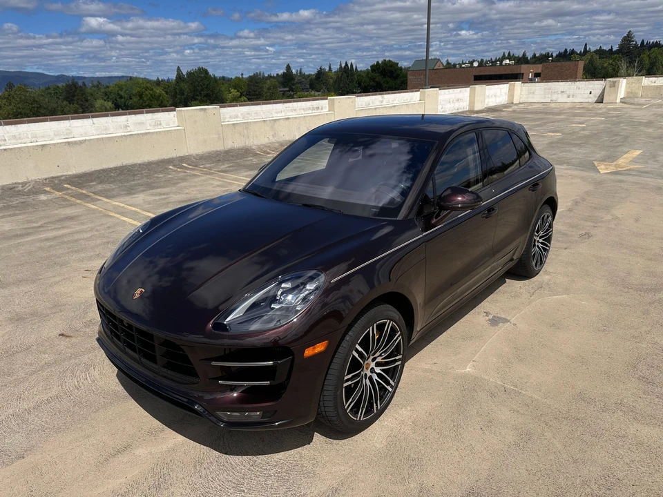 2018 Porsche Macan Turbo - Image 8 of 31