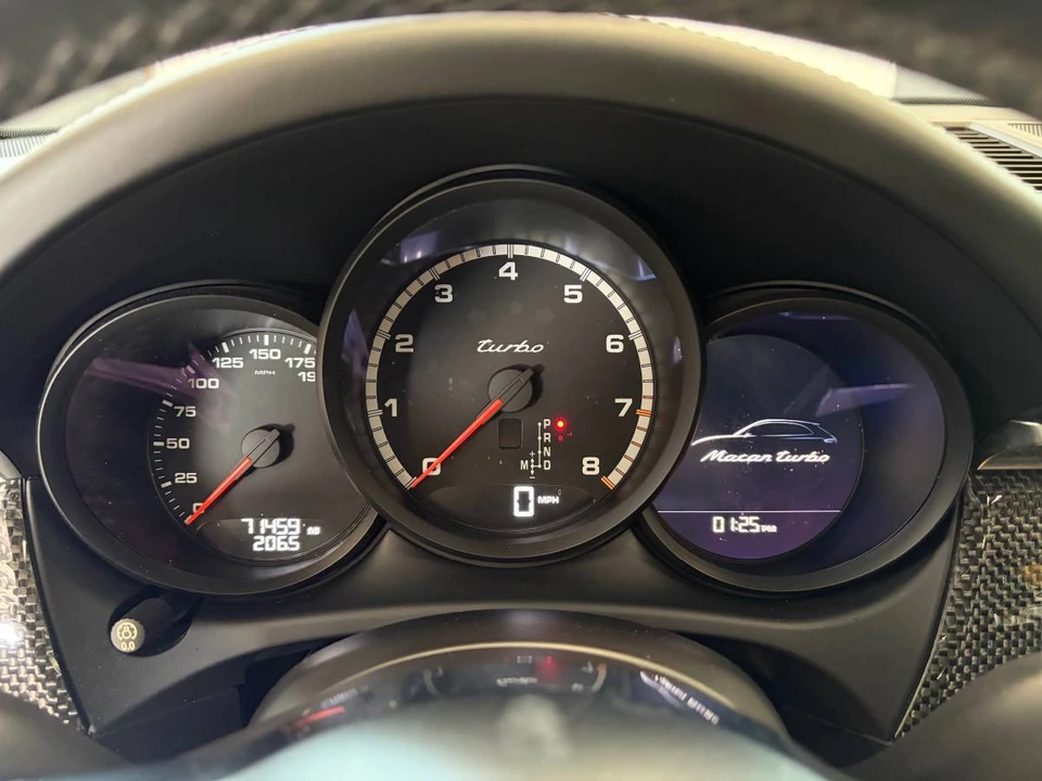 2018 Porsche Macan Turbo - Image 10 of 15