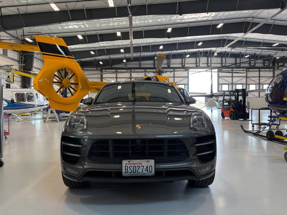 2018 Porsche Macan Turbo - Image 3 of 15
