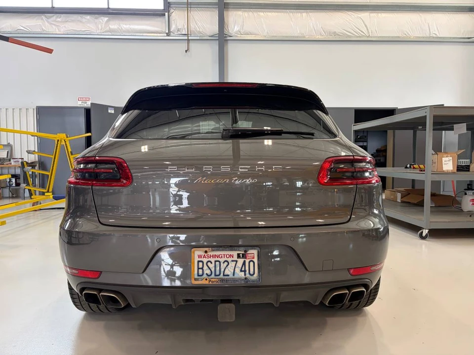 2018 Porsche Macan Turbo - Image 6 of 15