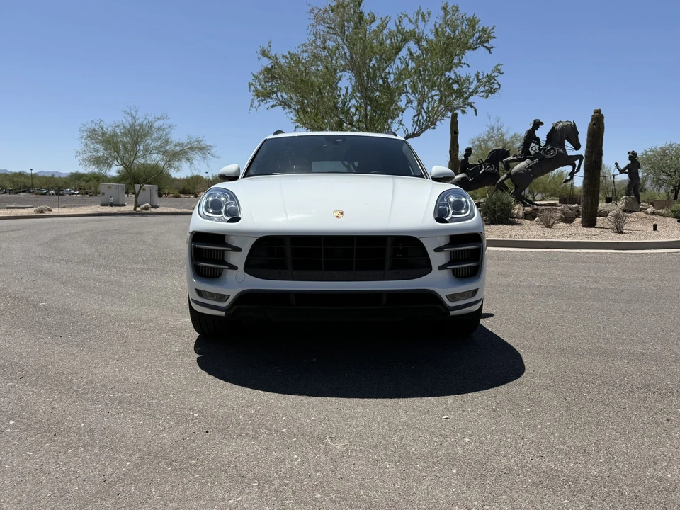 2018 Porsche Macan Turbo - Image 12 of 31