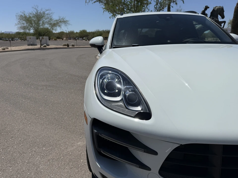 2018 Porsche Macan Turbo - Image 22 of 31