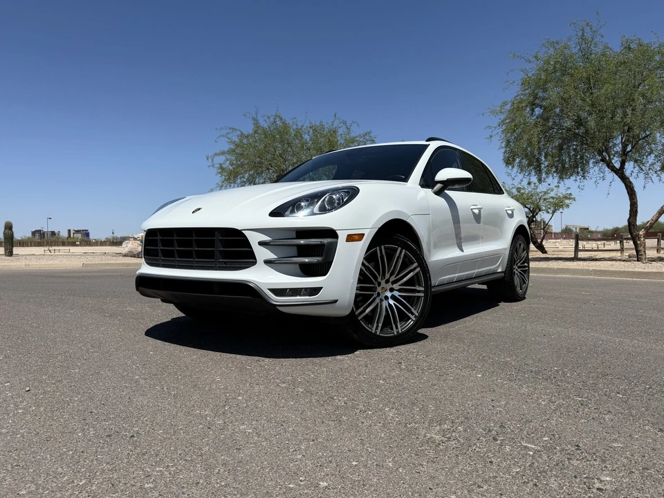 2018 Porsche Macan Turbo - Image 3 of 31