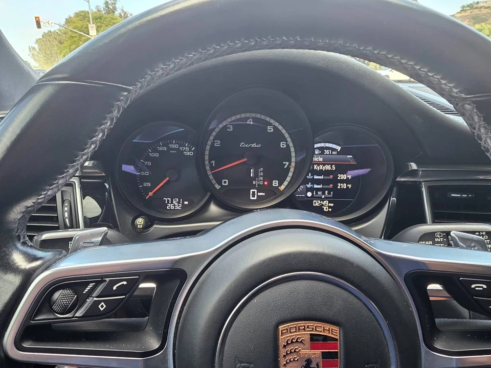2018 Porsche Macan Turbo - Image 2 of 6