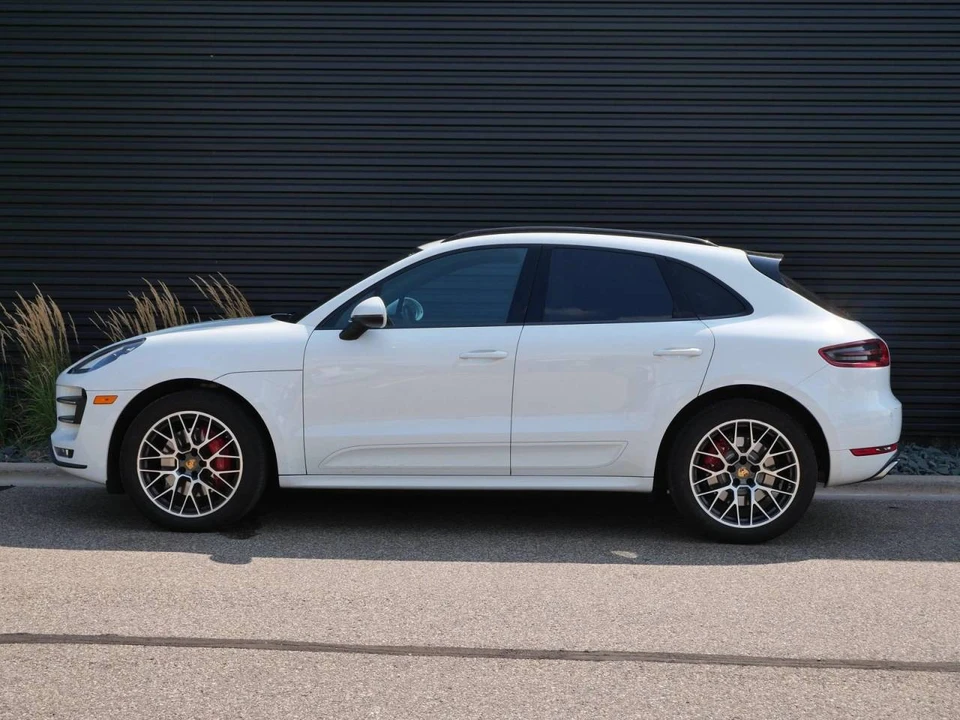 2018 Porsche Macan Turbo - Image 2 of 5