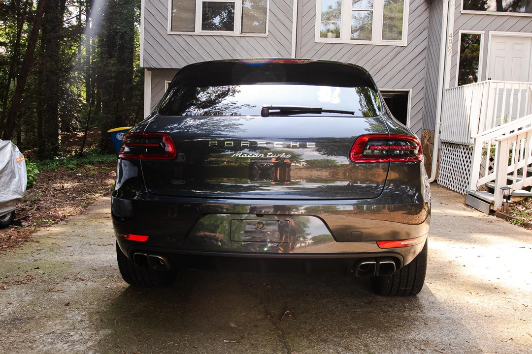 2018 Porsche Macan Turbo - Image 10 of 31