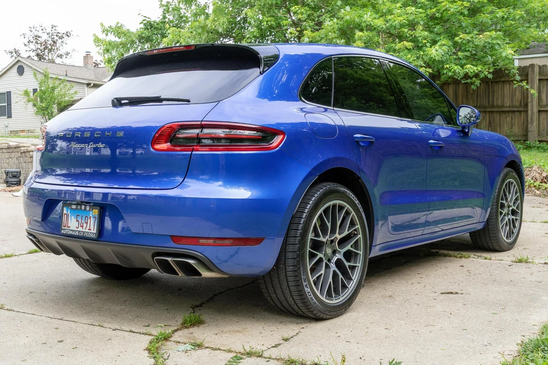 2018 Porsche Macan Turbo - Image 4 of 31