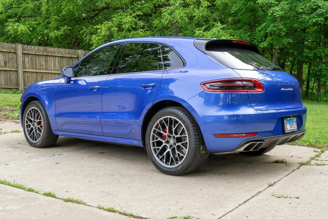 2018 Porsche Macan Turbo - Image 8 of 31