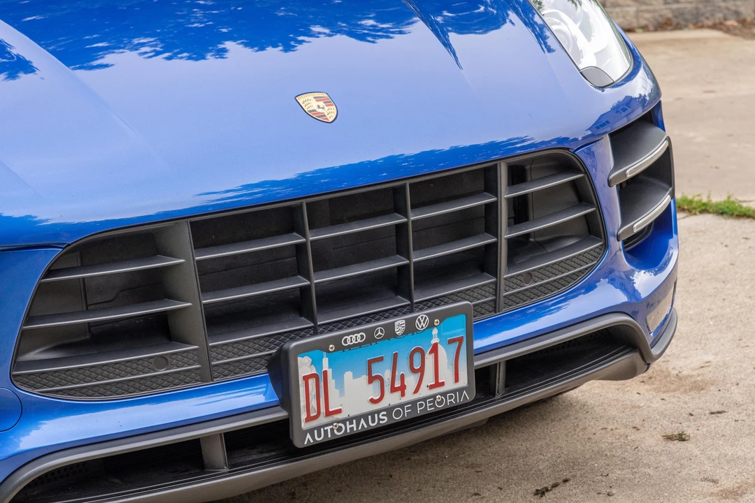 2018 Porsche Macan Turbo - Image 15 of 31