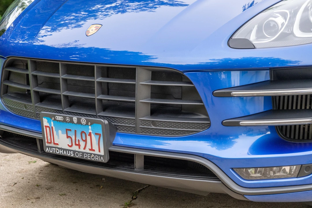2018 Porsche Macan Turbo - Image 16 of 31